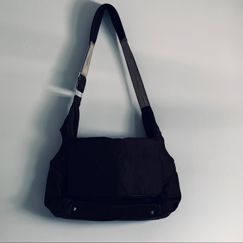 Dark brown like new pottery barn baby bag
